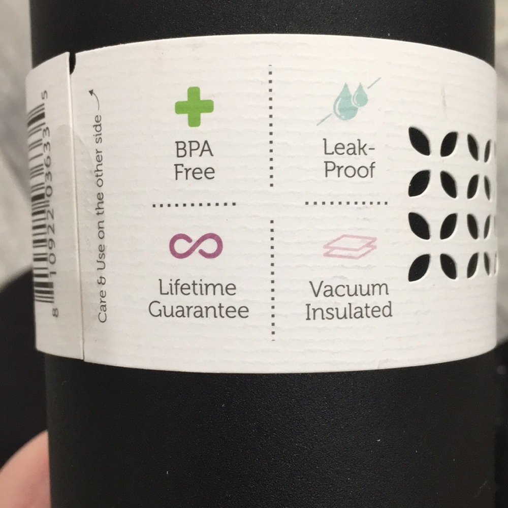 Black ello vacuum insulated Travel mug - Picture 6 of 11